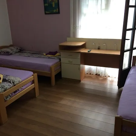 Restoran Lisine - Resavska Pecina * Strmosten