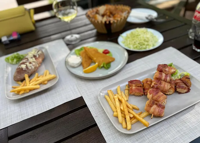 Restoran Lisine - Resavska Pecina Hostel