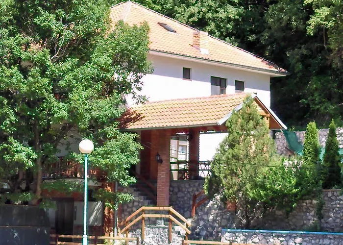 Restoran Lisine - Resavska Pecina